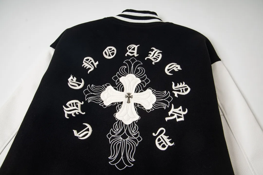 P380 model number Y609 Chrome Hearts Fw25 Chrome Hearts Horseshoe Cross Baseball Jacket. Same style for men and women. New product is hotly shipped. Original customized woolen fabric has a little thickness. The upper body is still very good in early spring weather. Imported spliced pu leather sleeves. Original molding and fine leather. Super heavy-duty design on the chest and back. Exclusive customized cross metal decoration. Customized loose fit. Both men and women are very handsome. All details respect the original version. Mold customization of distressed cross snaps with incomparable distressed texture SIZE:M-XXL